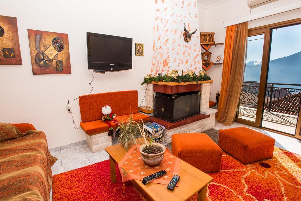 Artemis Hotel Karpenisi Ngoại thất bức ảnh